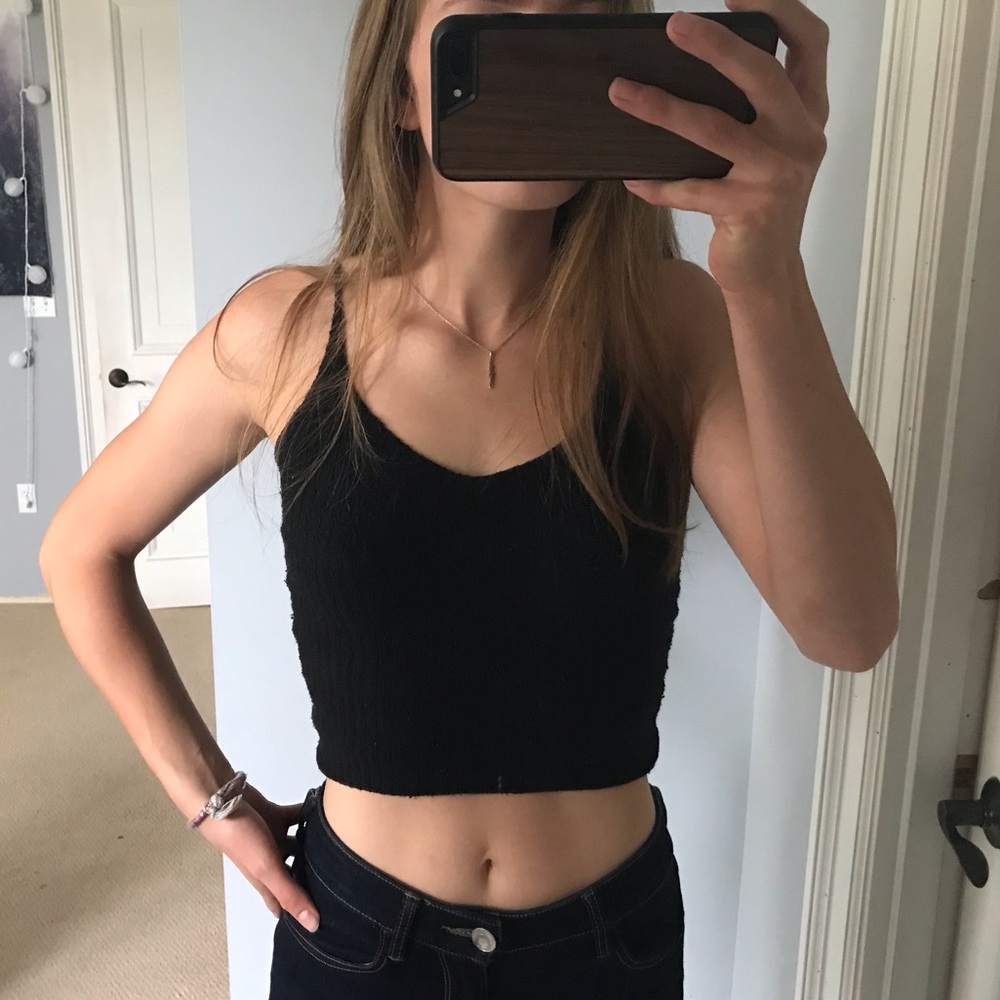 American Eagle black crop top